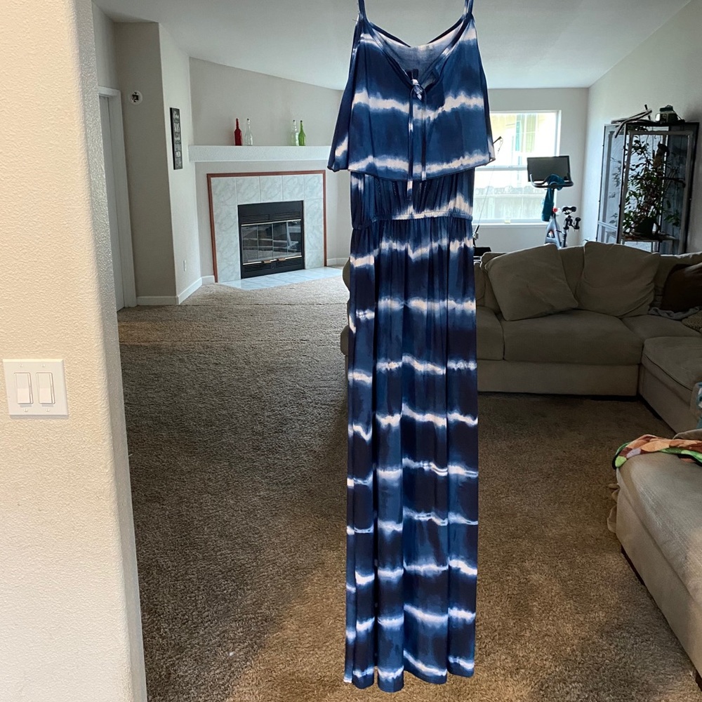Tie die spaghetti strap maxi dress